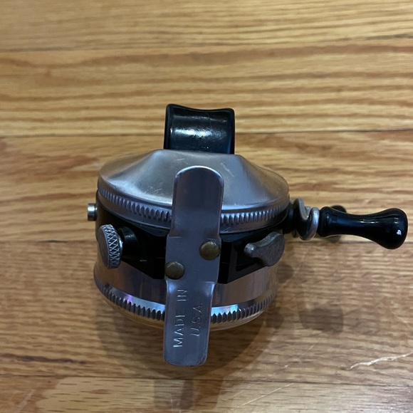 Made in USA Spinner Reel - Picture 3 of 5